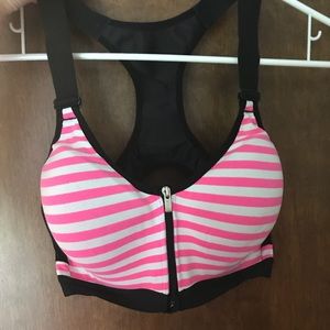 Victoria Secret sports bra